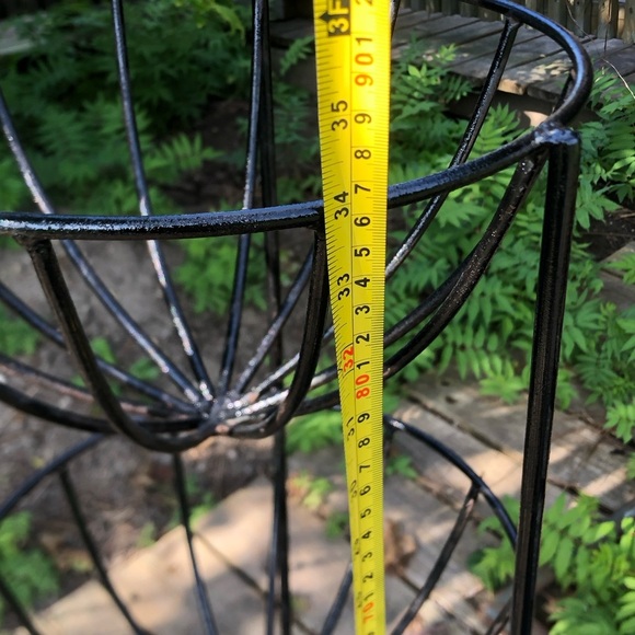 Vtg Cast Iron Three Tiered Basket Planter - Picture 5 of 6